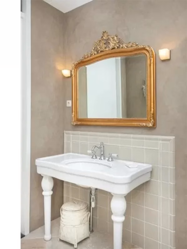 Beton Cire Wand Met Spiegel