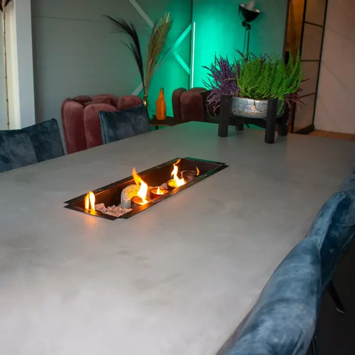 Showroom Beton Cire tafel/meubel